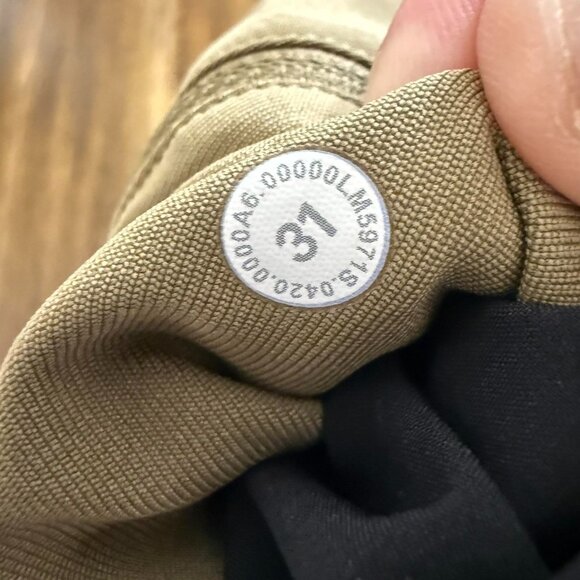 Lululemon ABC Slim-Fit 5 Pocket Pant Warpstreme 31x32 - Picture 3 of 5